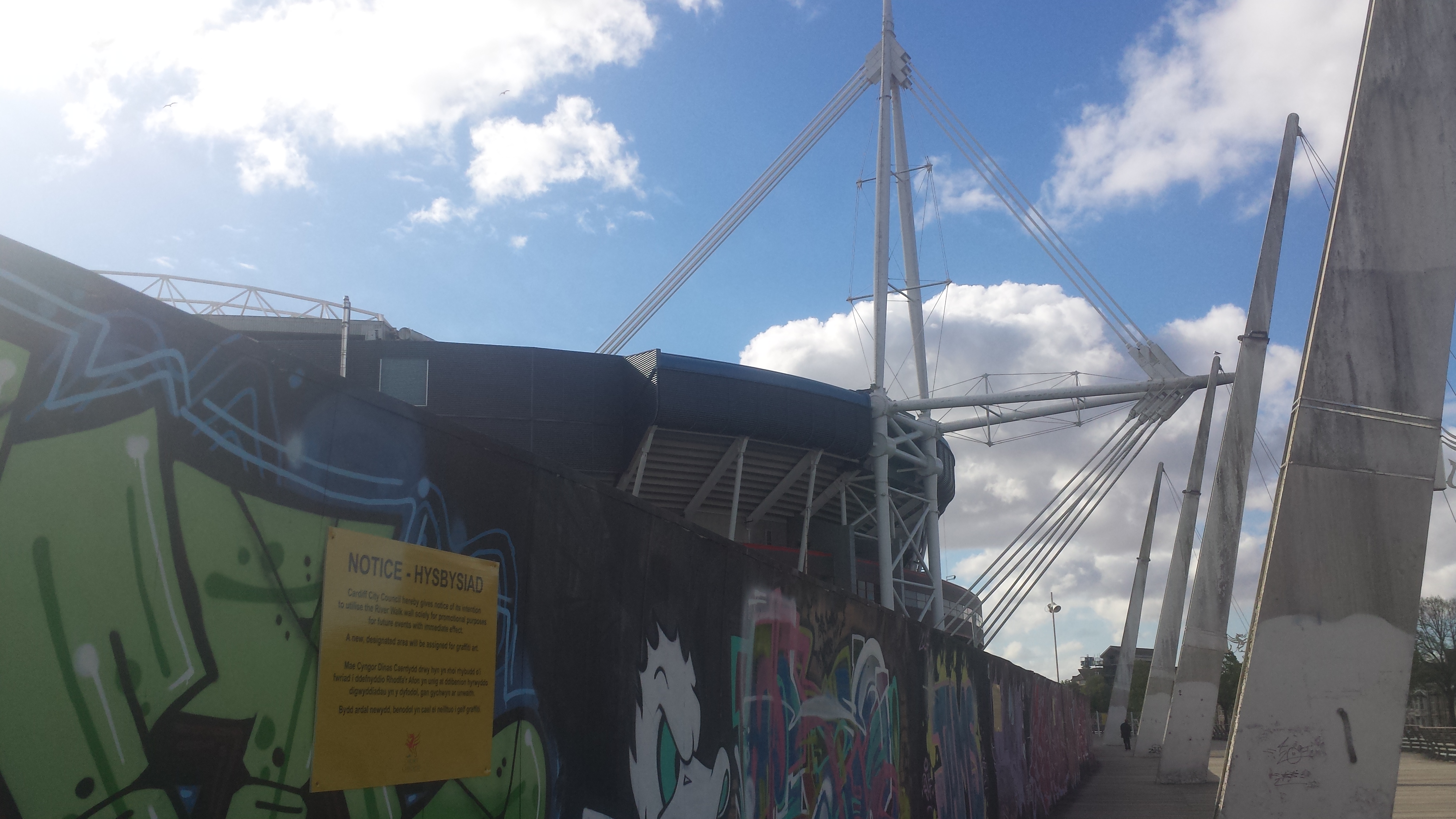 Why the Millennium Walkway Graffiti Wall Should be Kept Up | TheSprout